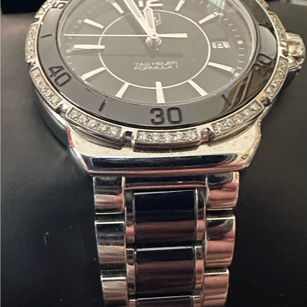 Tag HEUER Formula 1 Diamond/Ceramic Bezel Stainless Steel/Ceramic Band. - Picture 2 of 7